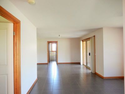 13 Emily Court, Howlong