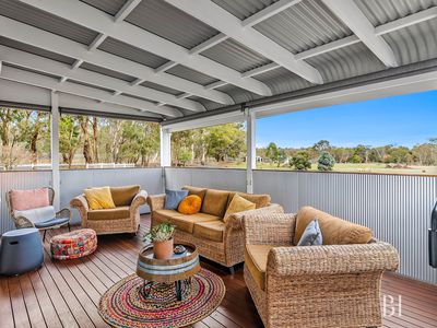 935 Dry Creek Road, Broadford