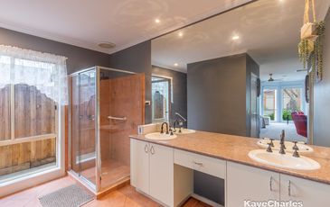 19 Lakeview Terrace, Beaconsfield