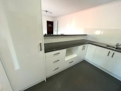 13 / 16 Madang Crescent, Runaway Bay