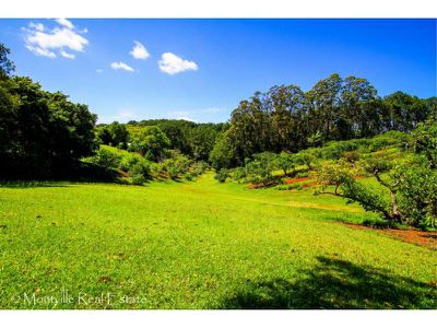 52 Main Street, Montville