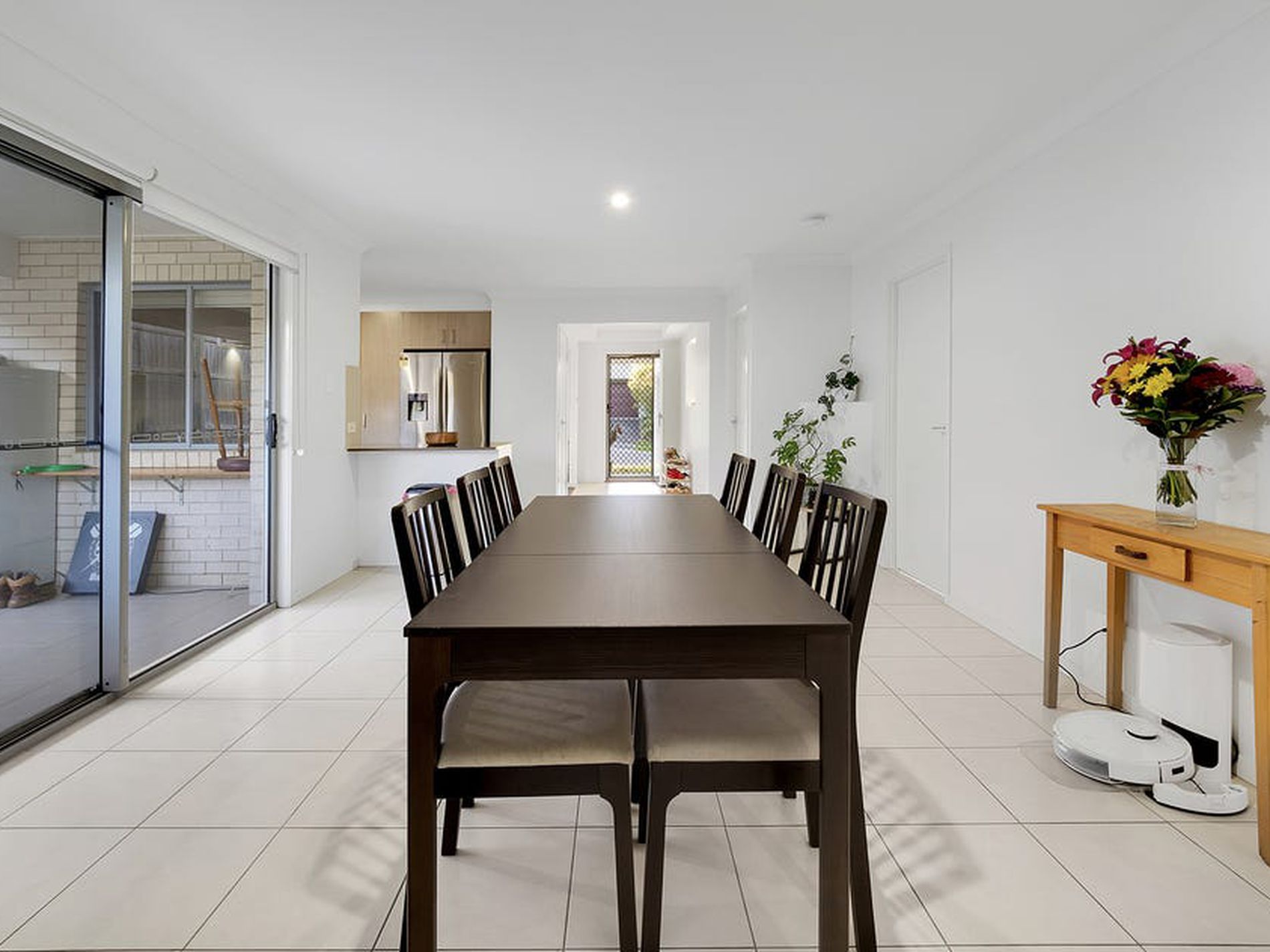 10 DANDELION DRIVE, Springfield Lakes