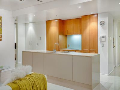 706 / 15 Vaughan Place, Adelaide