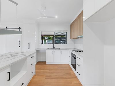 134  Toogood Road, Bayview Heights