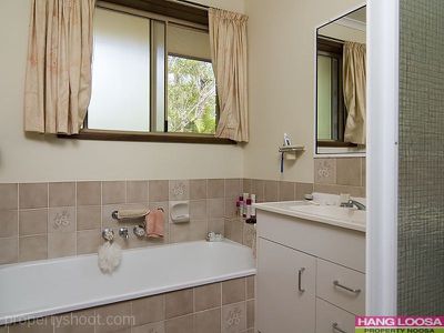 21 Poinciana Avenue, Tewantin