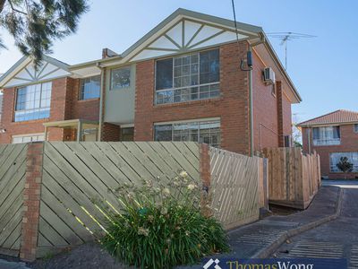 2 / 48 - 50 Kanooka Grove, Clayton
