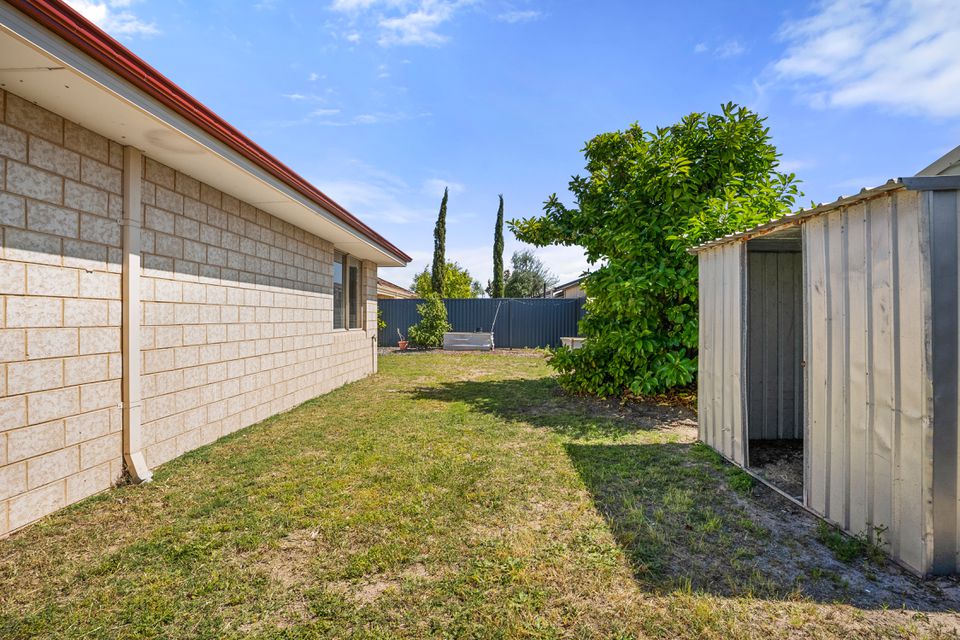 13 Valheru Avenue, Rockingham
