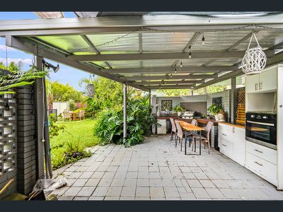 4 Fairlane Street, Chermside West