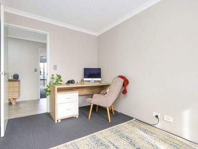 7 Coliban Approach , Baldivis