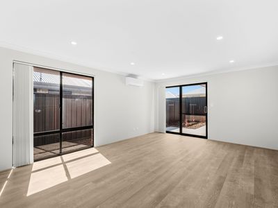 12 Nanarup Street, Two Rocks