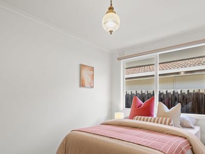 11 Huskisson Avenue, Lalor