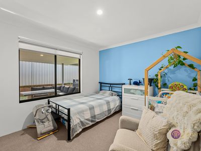 42 Firebrand Grove, Baldivis