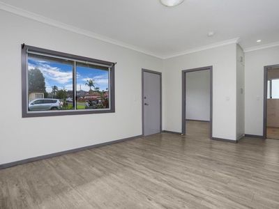 6 Hunt St, Guildford West