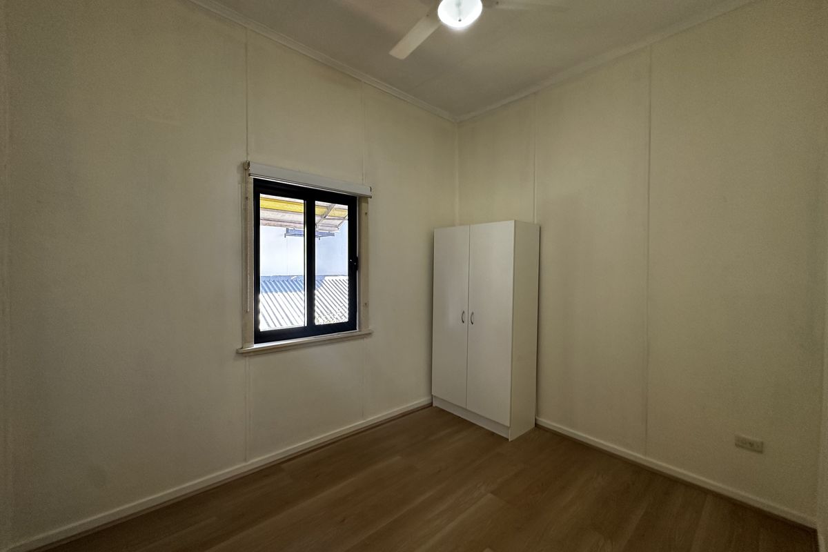 12 Dulwich Road, Yeronga