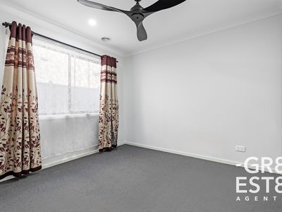 34 Scotland Circuit, Cranbourne West