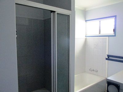 32-34 Miner Road, Longreach