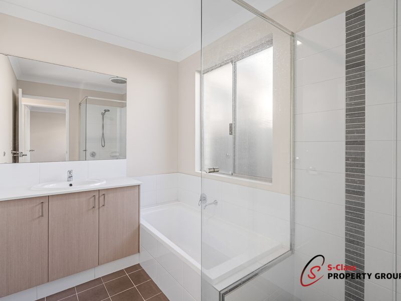 62 Lancaster Loop, Piara Waters