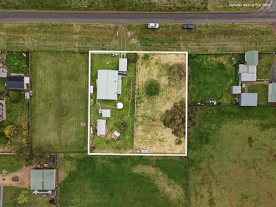 42 Badajos Street, Ross