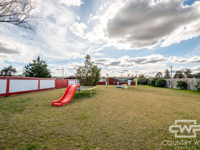 9 Short Street, Deepwater