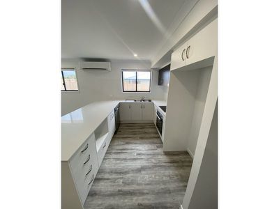 1 / 10 Satinwood Avenue, Urraween