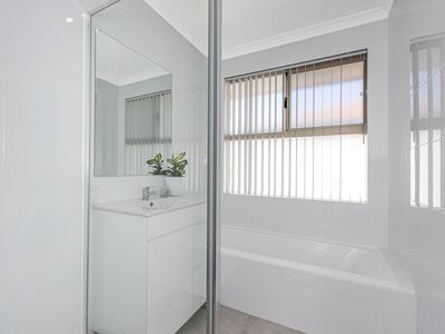 28 L'Esterel Way, Port Kennedy