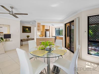 2 / 101 EUGAREE STREET, Southport