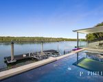 8098 The Circle, Sanctuary Cove