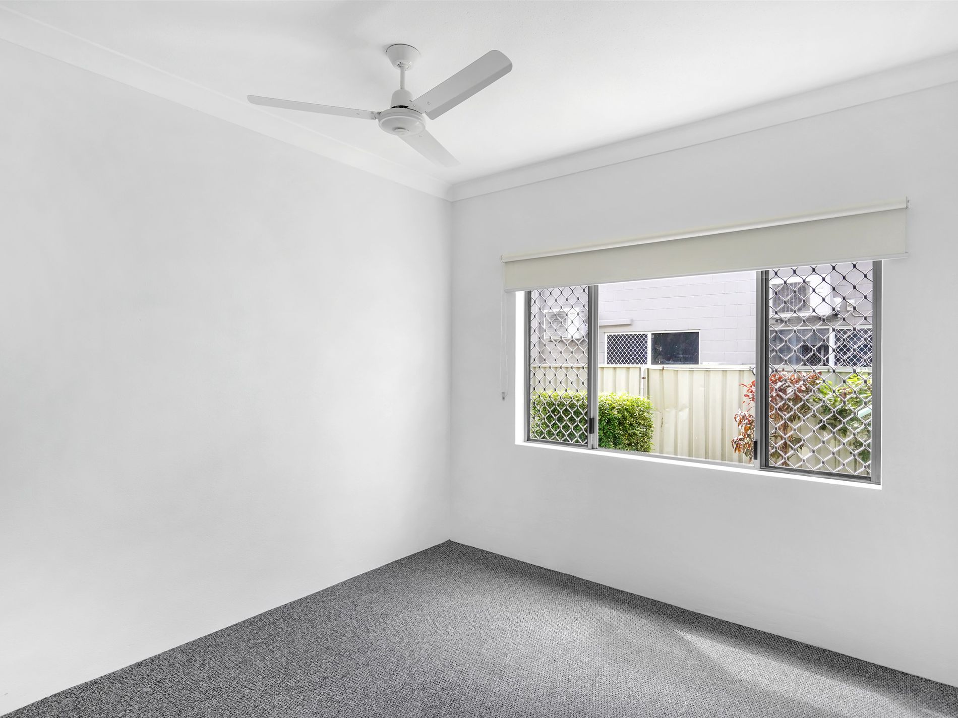 1 / 25 Balaclava Road, Earlville