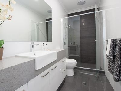 Unit 7/57 Coode Street, Bayswater