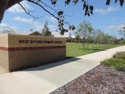 12 Skipton Street, Byford