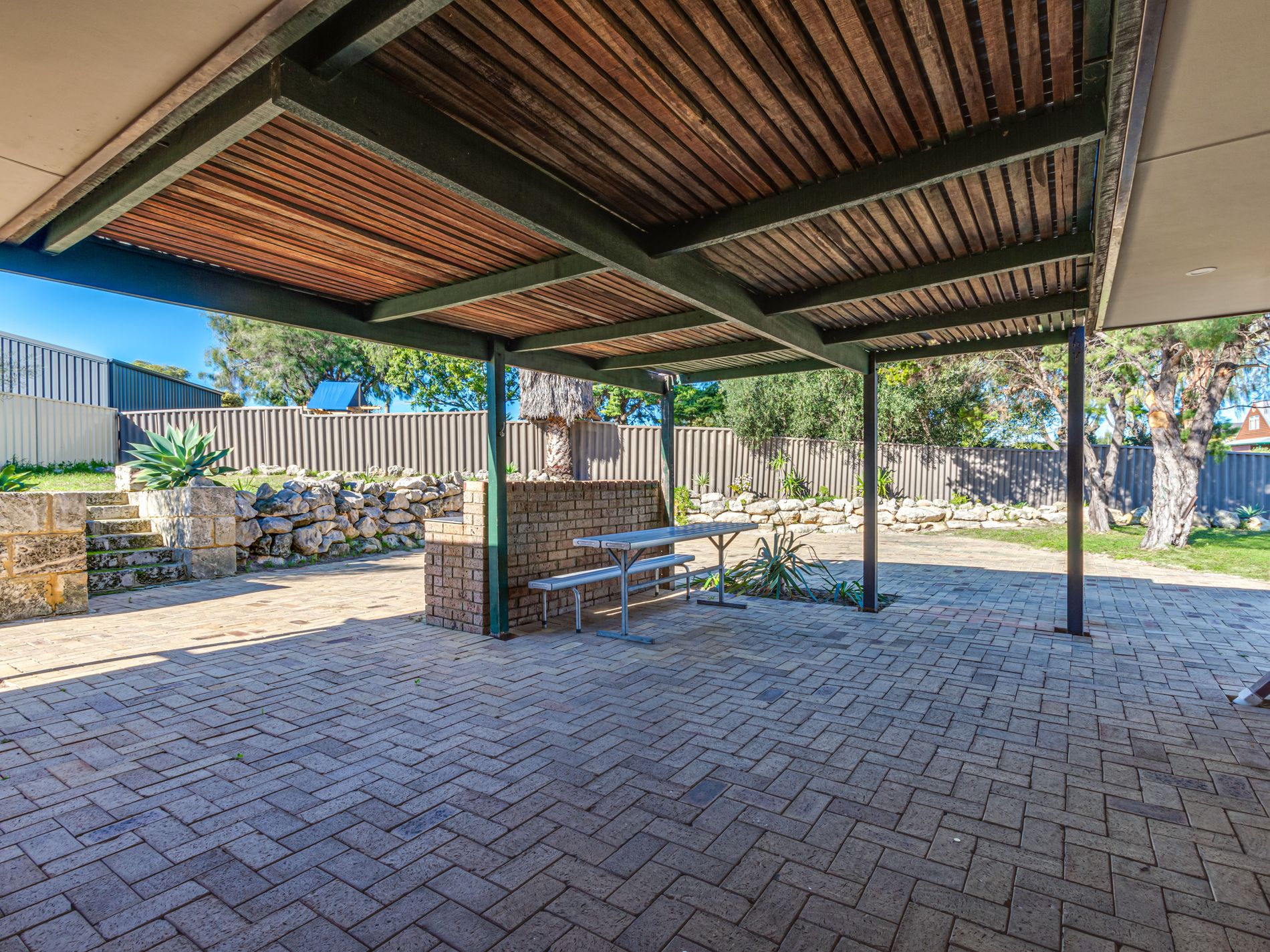 1 Newquay Close, Yanchep