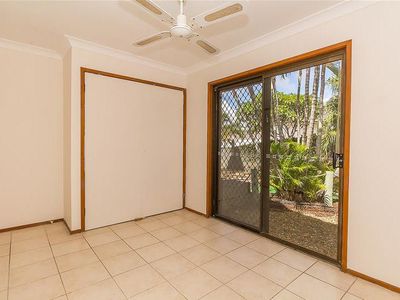 5 Hill Park Crescent, Rochedale South