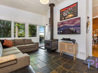 227 Eaglehawk Road, Long Gully