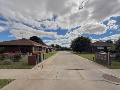 1 / 4 Drummond Street, Swan Hill