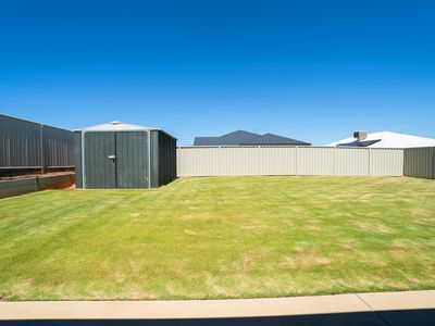 22 Drover Place, Thurgoona