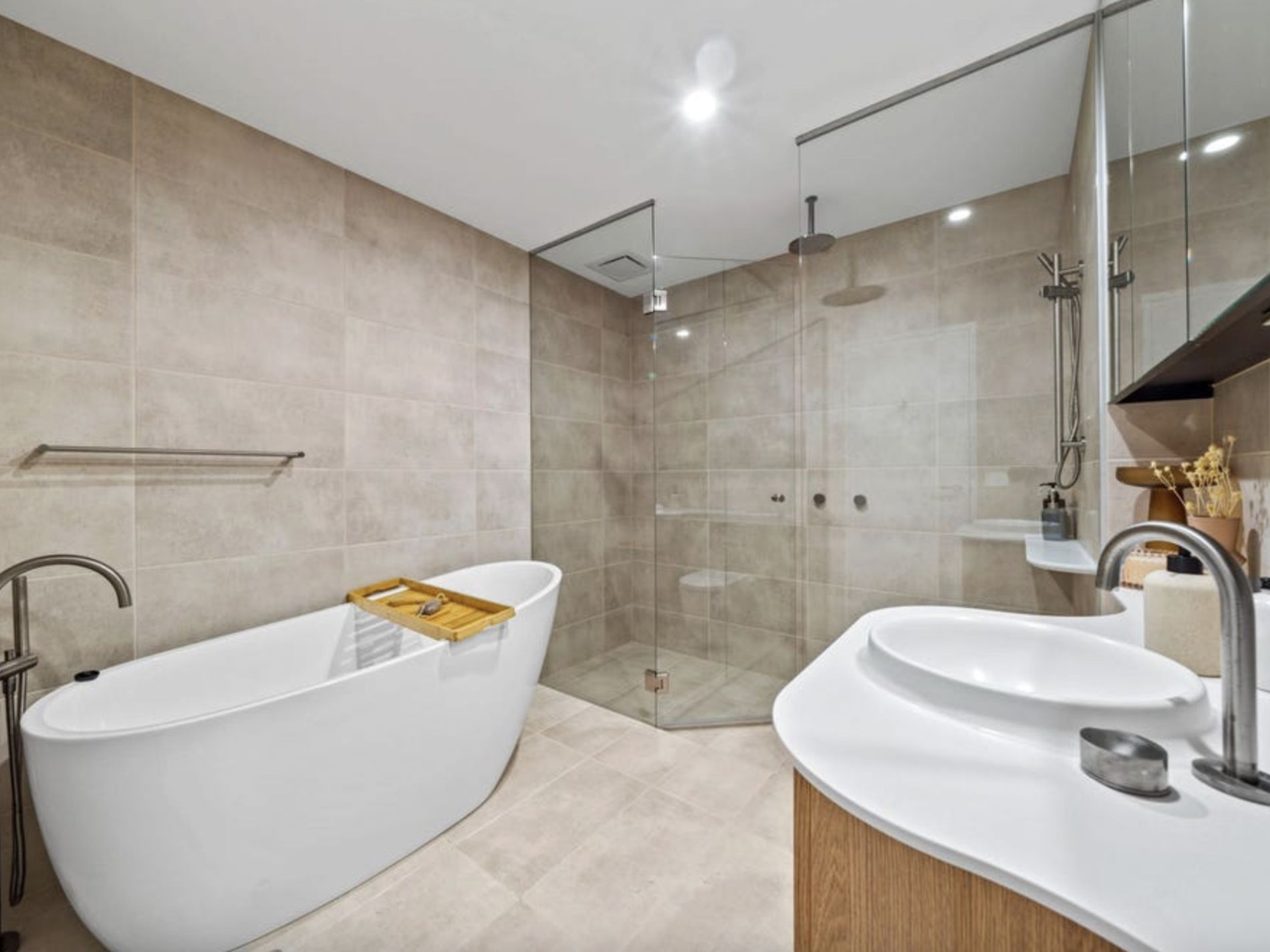 A1701 / 82 Waterloo Road, Macquarie Park