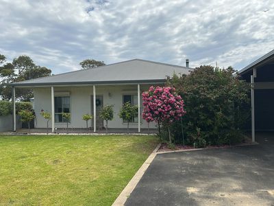 154 Mount Gambier Road , Millicent