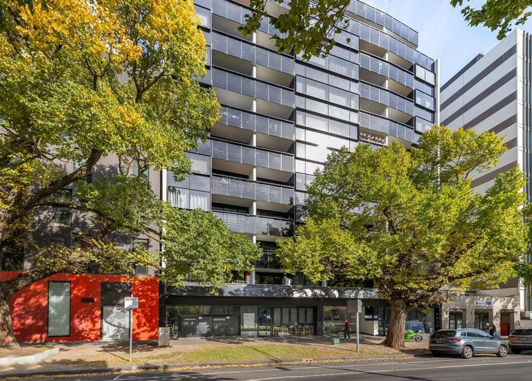 404 / 83 Flemington Road, North Melbourne