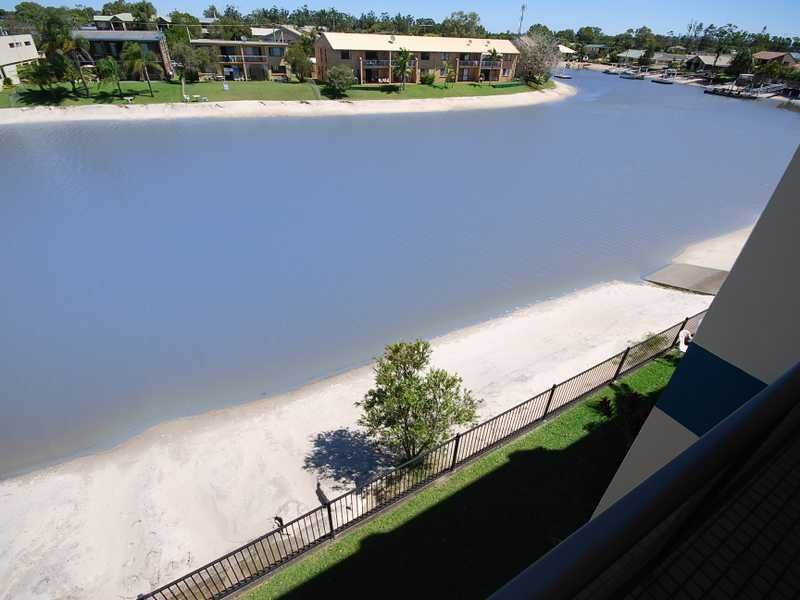 Unit 10 / 11-13 Pangarinda Place, Mooloolaba