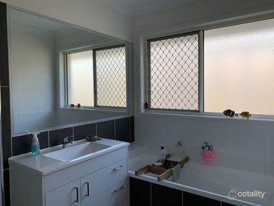 43 Charles Avenue, Pimpama