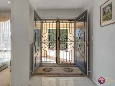 35 Winter Drive, Thornlie