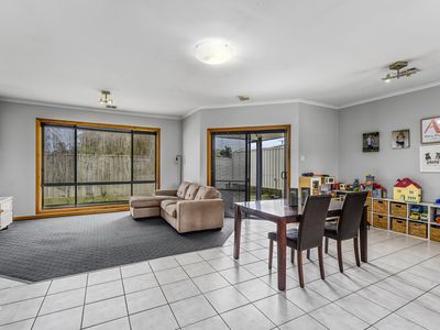 37 Umpherston Street, Mount Gambier