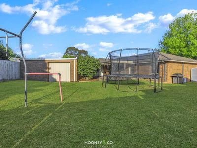 2 Norwood Court, Cranbourne
