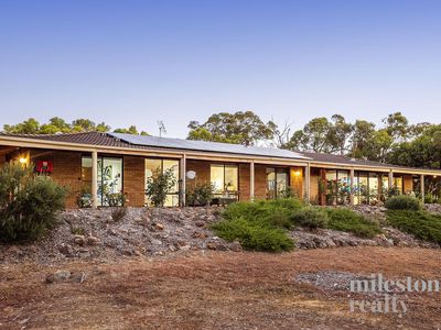 305 Holmes Road, Forrestfield