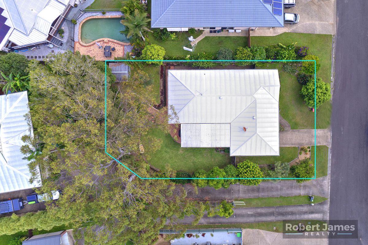 37 Gooloi Court, Tewantin
