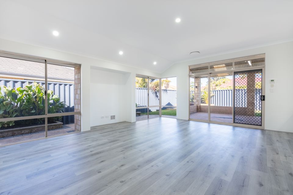 42 Achiever Avenue, Port Kennedy