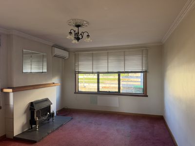 11 Hawkins Street, Acton
