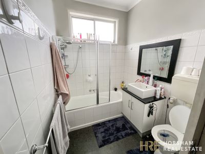 2 / 114 Bennett Road, Horsham