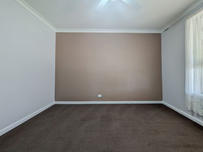 208 School Road, Beverford