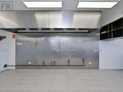 8 / 2 Brushfoot Boulevard, Success